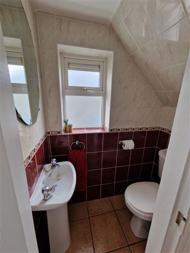 12 Dromard, Lahinch Road, Ennis, Co. Clare