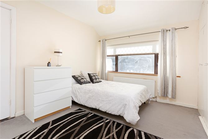 22 Sarsfield Park, Lucan, Dublin