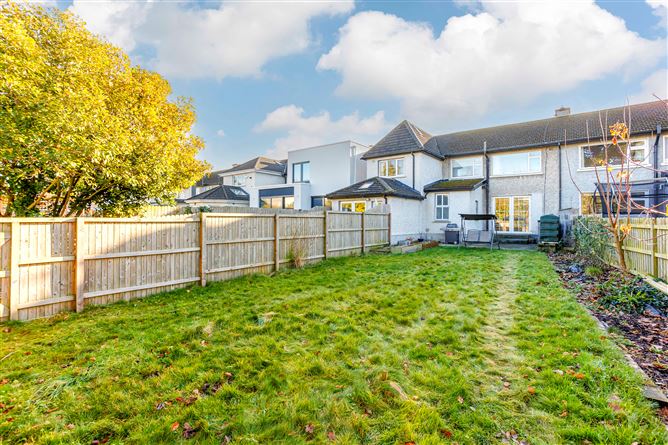 22 Sarsfield Park, Lucan, Dublin