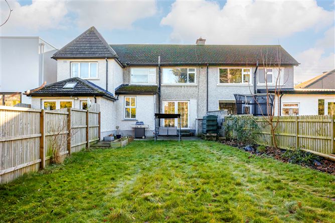 22 Sarsfield Park, Lucan, Dublin