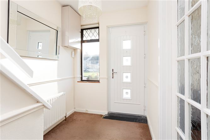 22 Sarsfield Park, Lucan, Dublin