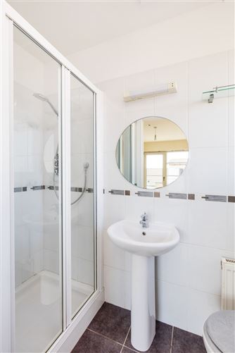 2 Waterside Grove, Waterside, Malahide, Co. Dublin