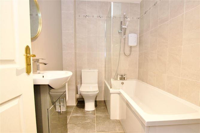 4 The Glen, Athlone, Co. Westmeath
