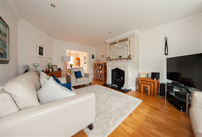 1 Gainsborough Crescent, Malahide, Dublin