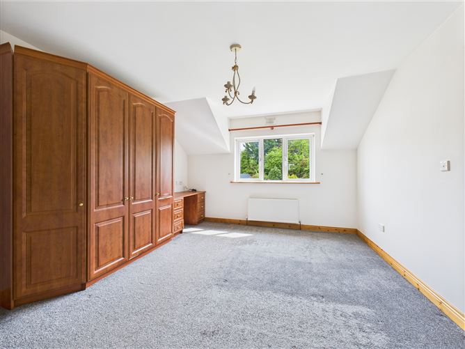 9 Woodstock Hill, Shanaway Road, Ennis, Clare