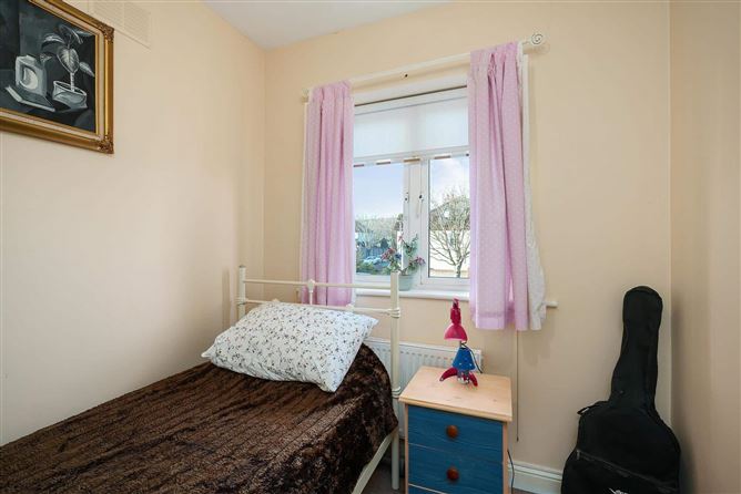 23 Ellensborough Drive, Kiltipper, Dublin 24, D24 A2V8