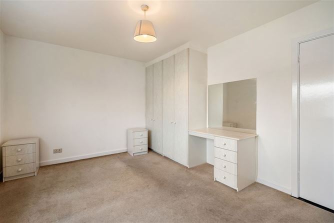 Apartment 62 Seapark, Mount Prospect Avenue, Clontarf, Dublin 3