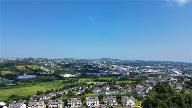 60 Rann Mor Meadows, Letterkenny, Co. Donegal