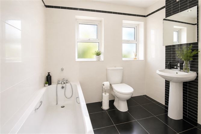 Photo 15 of 22 — 60 Rann Mor Meadows, Letterkenny, Co. Donegal