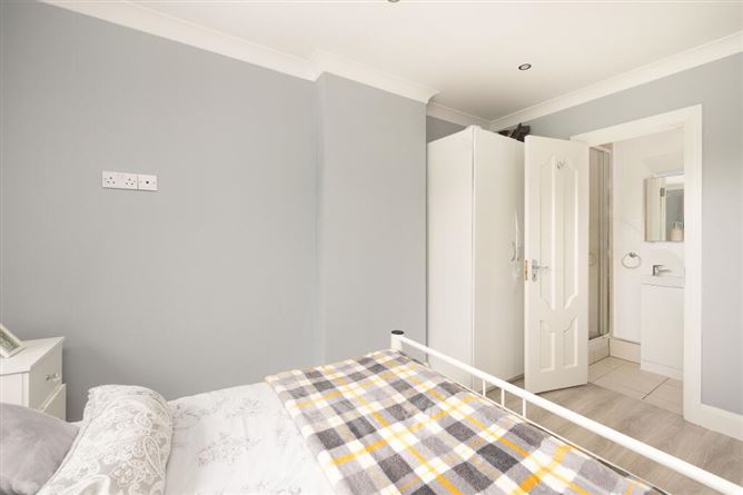1 The Glebe, Lucan, Dublin