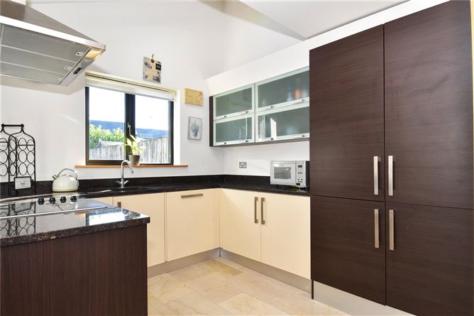 32 An Leac Lian, Barna, Co. Galway