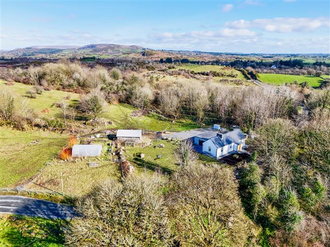 "Sweeneys Cottage", Tavnaghbeg, Straide, Foxford, Co. Mayo