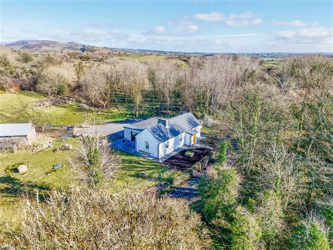 "Sweeneys Cottage", Tavnaghbeg, Straide, Foxford, Co. Mayo