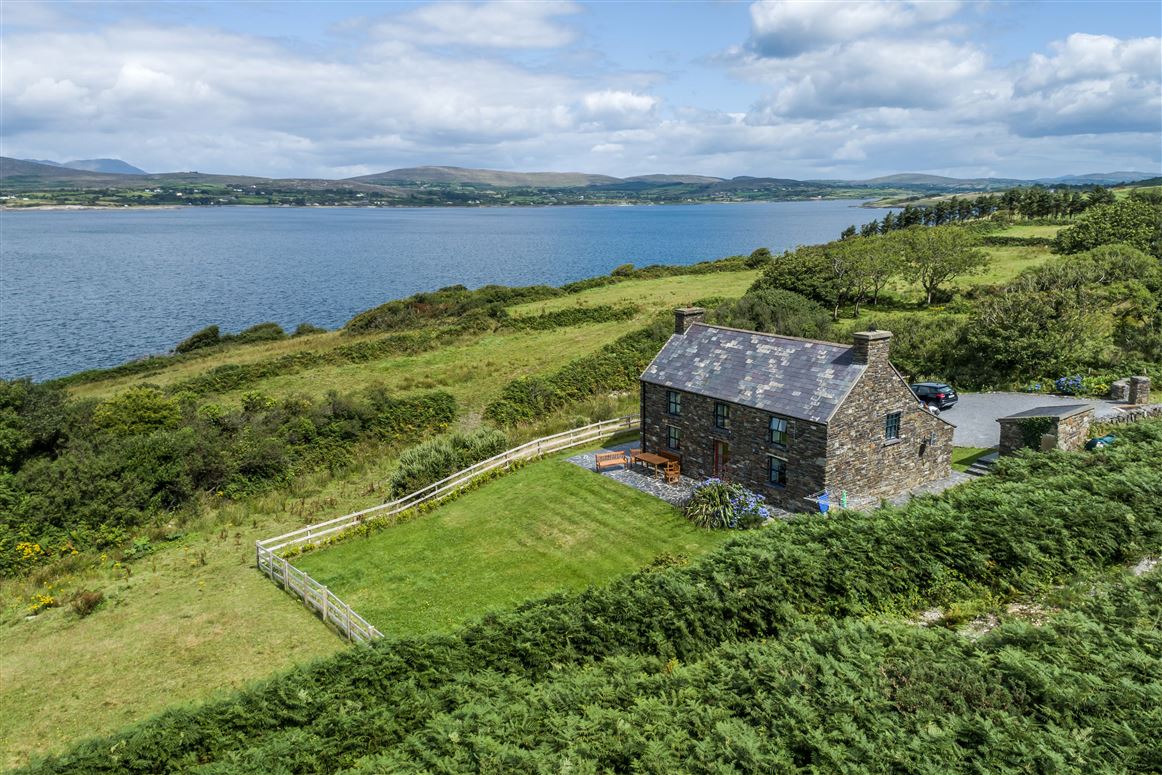 No 2 Cashelfean, Durrus, West Cork