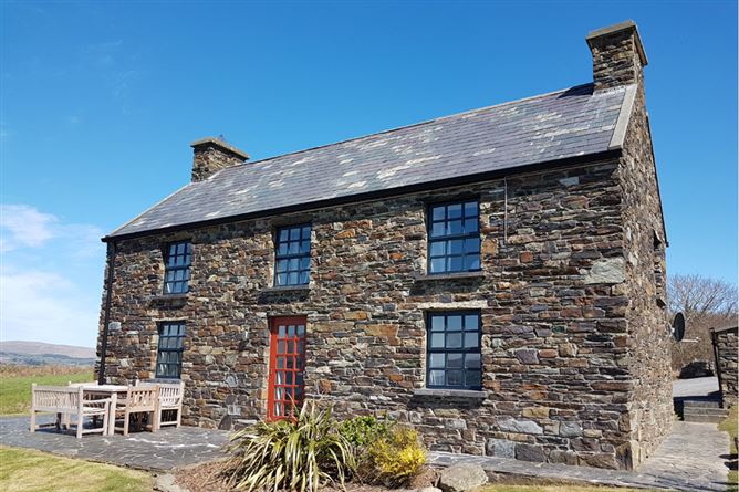 No 2 Cashelfean, Durrus, West Cork