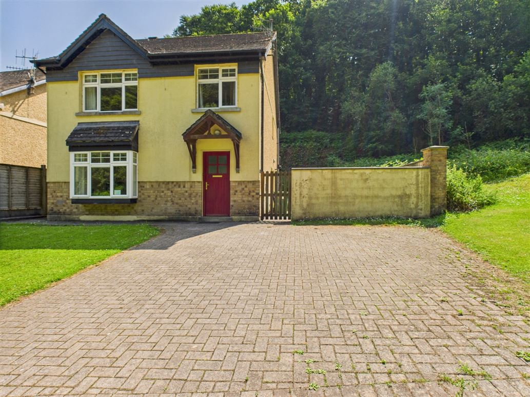 25 Fishermans Grove, Dunmore East, Co. Waterford