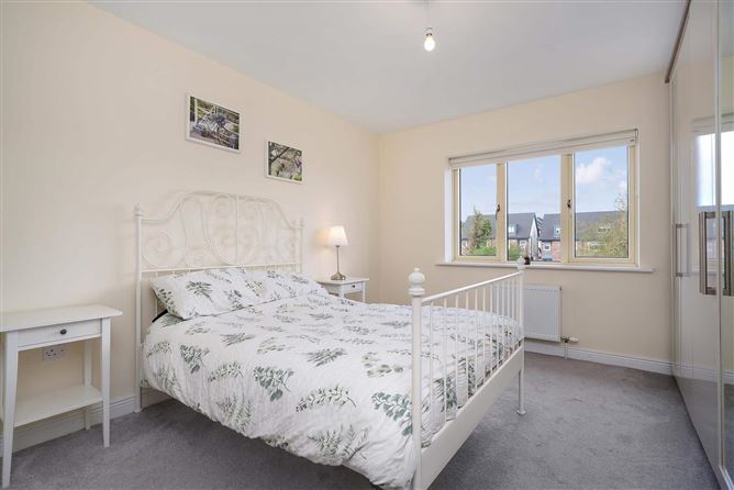 43 Rathmill Green, Rathcoole, Co. Dublin