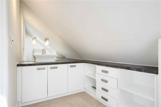 43 Rathmill Green, Rathcoole, Co. Dublin