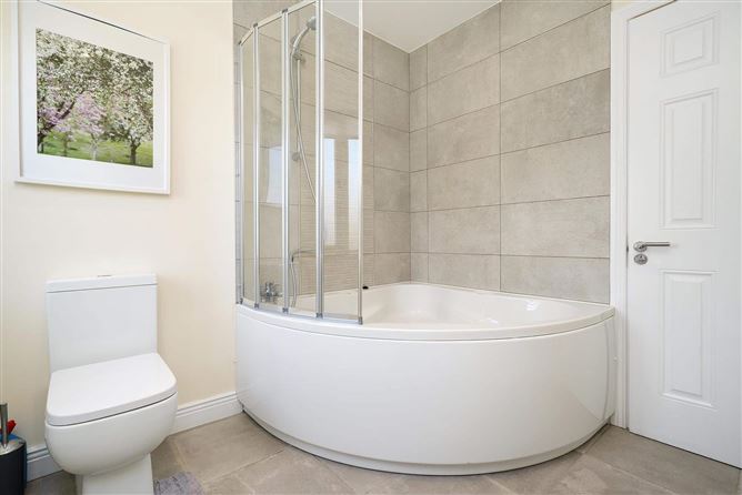 43 Rathmill Green, Rathcoole, Co. Dublin