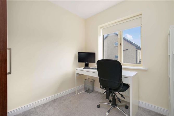 43 Rathmill Green, Rathcoole, Co. Dublin