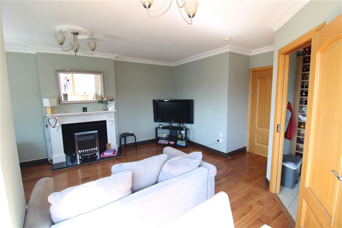 16 Swift Hall, Collegewood, Castleknock, Dublin 15