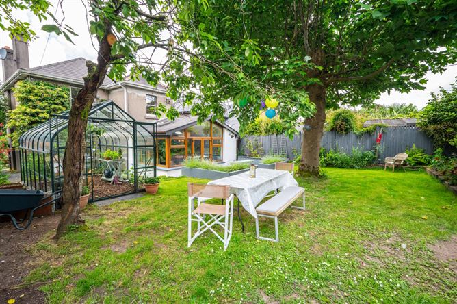 "Ravensdale", Park Avenue, Ballintemple, Blackrock, Cork