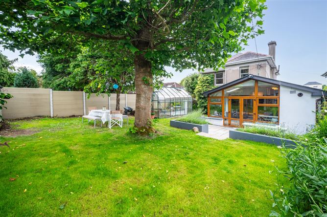 "Ravensdale", Park Avenue, Ballintemple, Blackrock, Cork