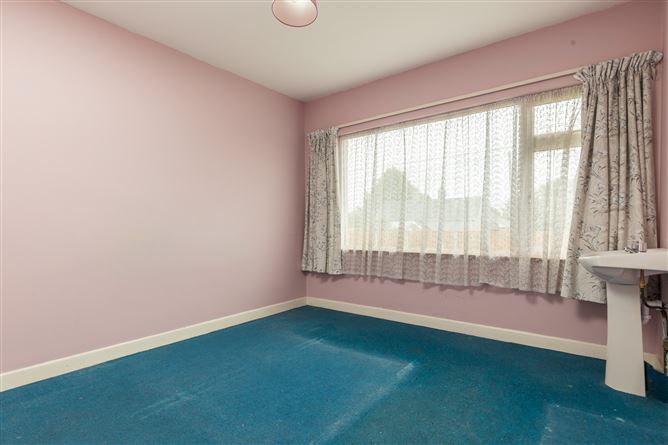 Red Row, Ballinatray Lower, Courtown, Gorey, Co. Wexford