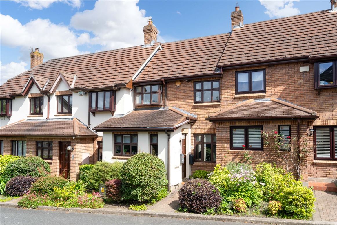 25 Brooklawn Avenue, Newtownpark Avenue, Blackrock, Co. Dublin DNG