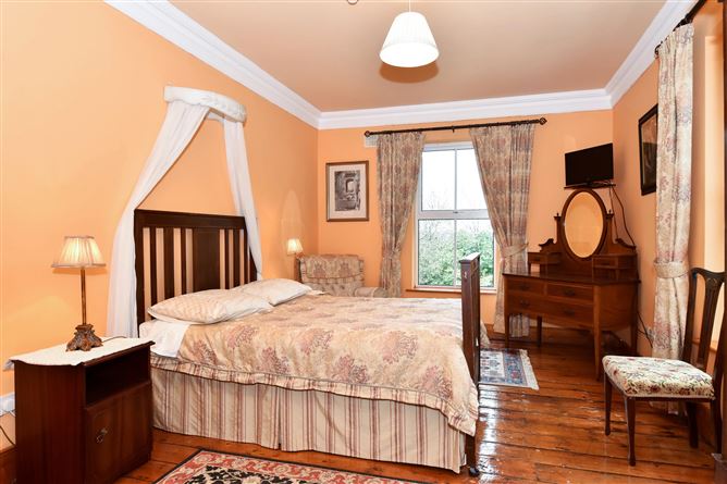 Waterfall Lodge, Claremount, Oughterard, Galway