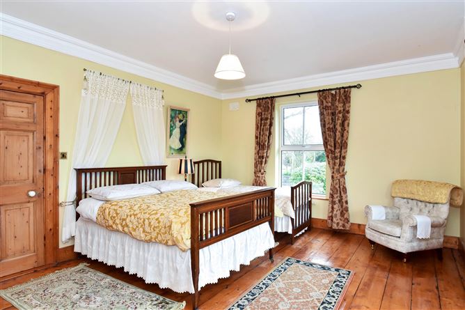 Waterfall Lodge, Claremount, Oughterard, Galway