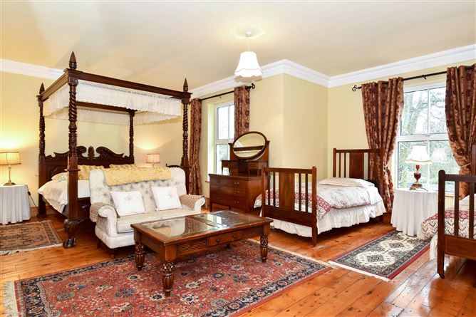 Waterfall Lodge, Claremount, Oughterard, Galway