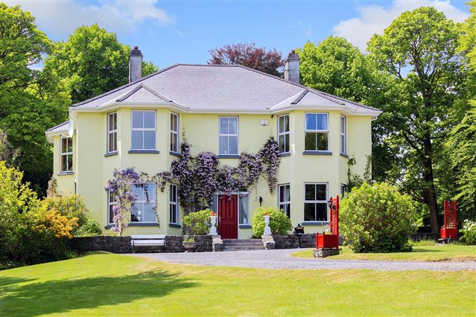 Waterfall Lodge, Claremount, Oughterard, Galway