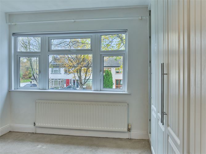 74 Oakwood Grove, Clondalkin,   Dublin 22