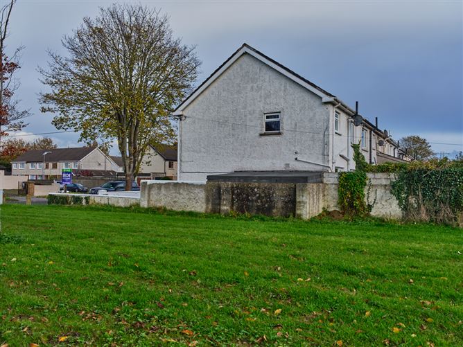 74 Oakwood Grove, Clondalkin,   Dublin 22
