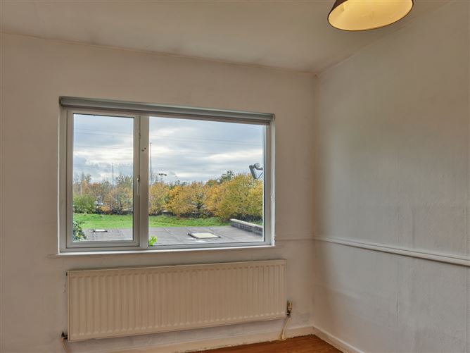 74 Oakwood Grove, Clondalkin,   Dublin 22