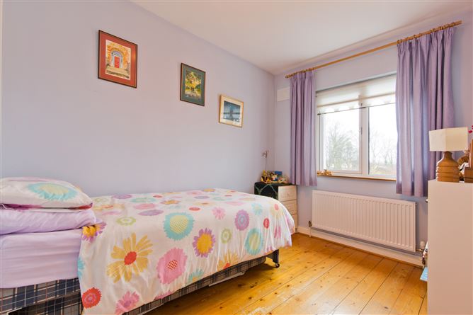 2 Westbourne Lodge, Knocklyon, Dublin 16