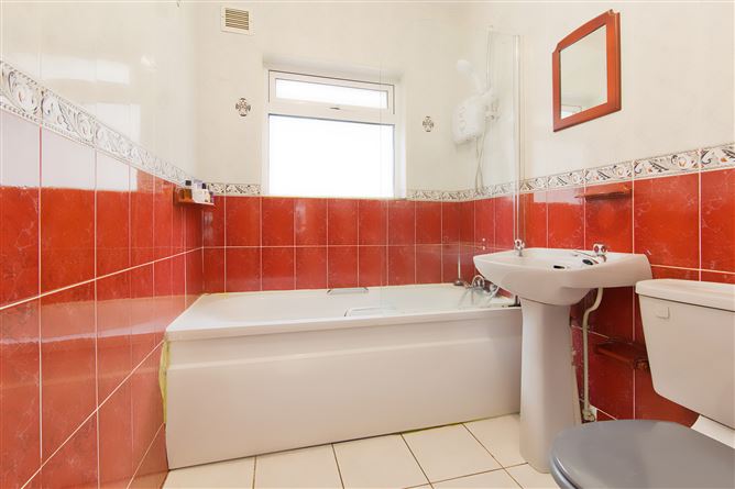 2 Westbourne Lodge, Knocklyon, Dublin 16