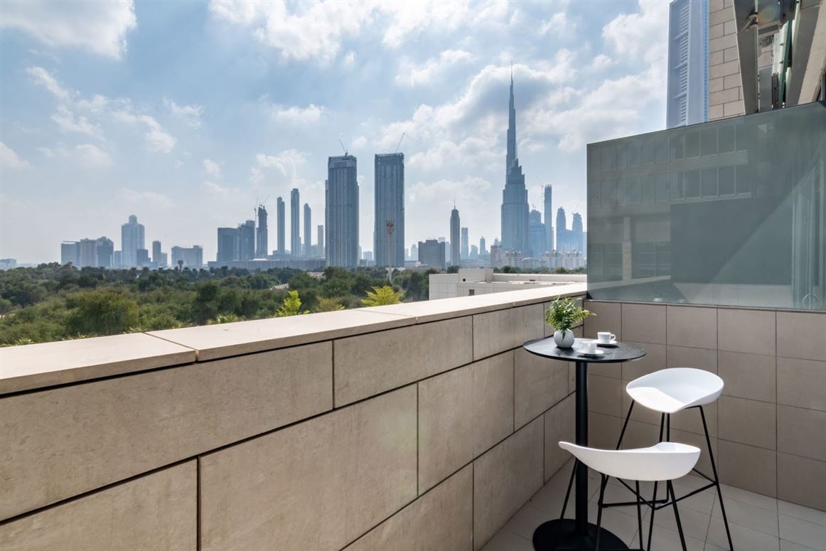Peach Tonic, Vacation Rental in Dubai, United Arab Emirates, Dubai