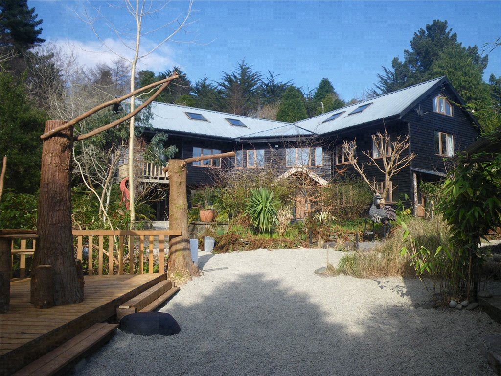 Falling Water Lodge, Tooreen, Glengarriff, Co. Cork