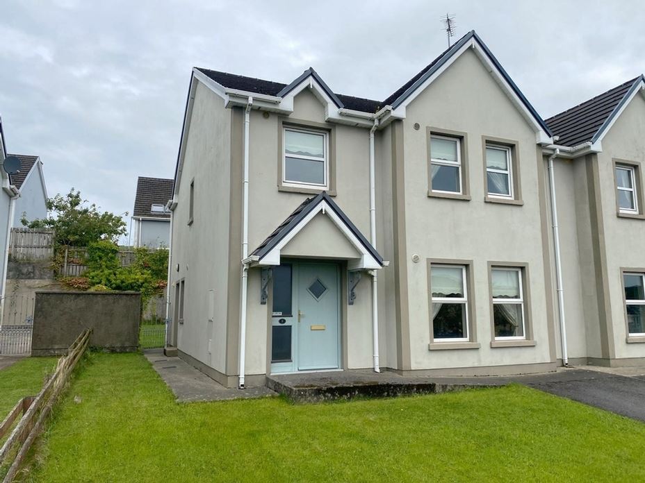 8 Ard Na Gréine, Ardara, Co. Donegal