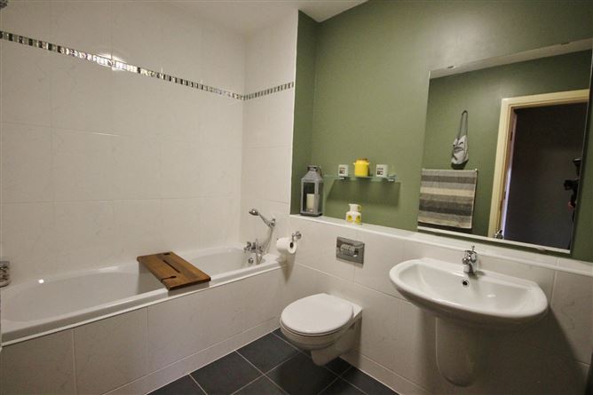 146 Adamstown Avenue, Adamstown, Lucan, Co. Dublin