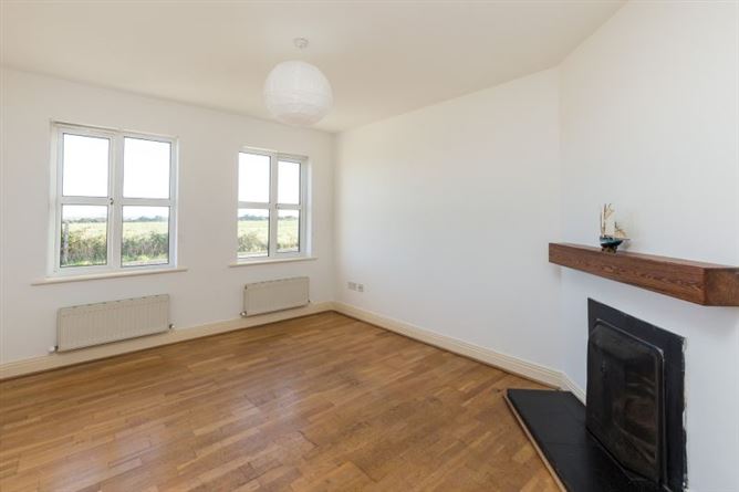 5 Echo Beach, Kilmore Quay, Wexford