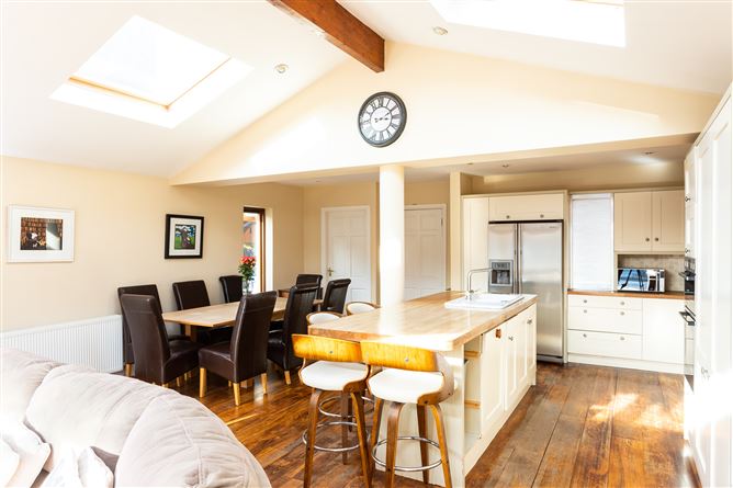60 Foxwood, Rochestown, Cork