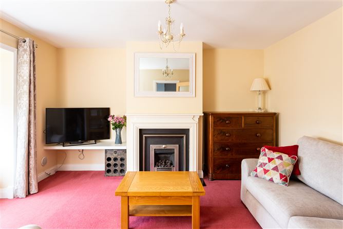 60 Foxwood, Rochestown, Cork