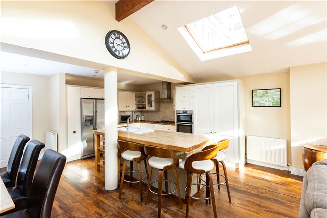 60 Foxwood, Rochestown, Cork