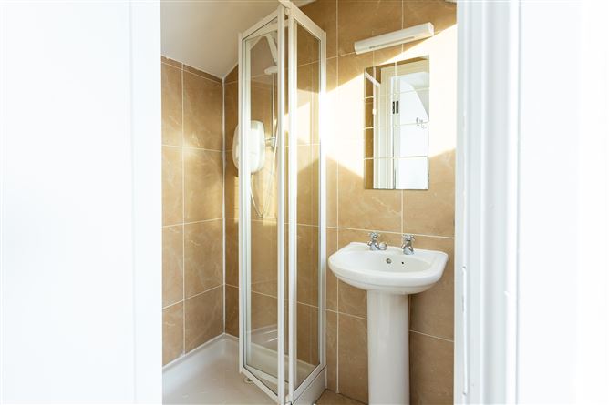 60 Foxwood, Rochestown, Cork