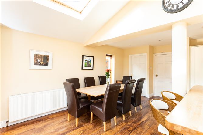 60 Foxwood, Rochestown, Cork