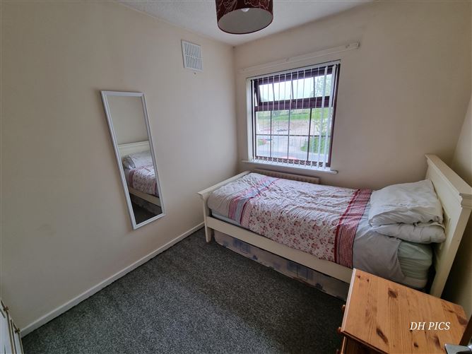 12 Meadow Park Drive, Ballyvolane, Cork