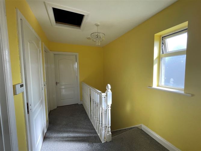 37 The Crescent, Fairfield Park, Co. Waterford